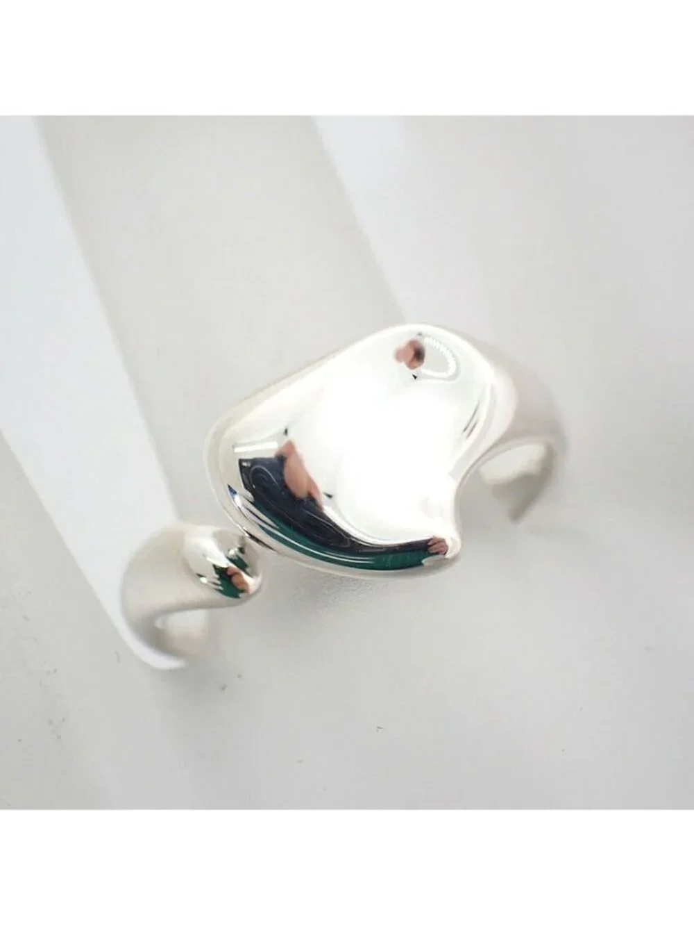Tiffany & Co 925 Full Heart Ring